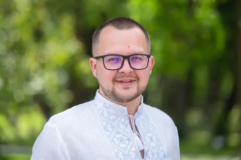 Від гумору до Верховної Ради: що відомо про депутата з Полтавщини Андрія Бобляха